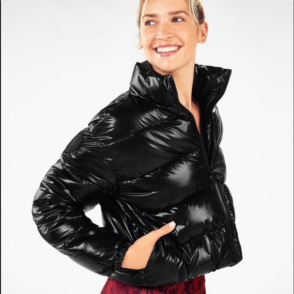 Fabletics Shiny Black Puffer Jacket (cropped) M